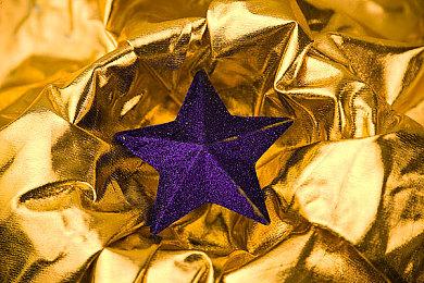 粉丝用虚幻5自制《艾尔登法环》场景 非常还原！